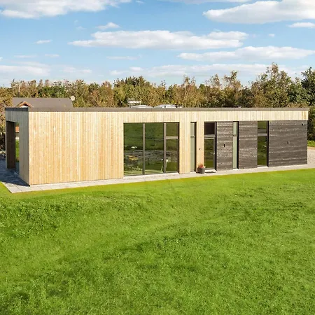 Lovely In With Wifi Holiday home